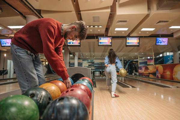 Ten-Pin Bowling for persons with intellectual impairments